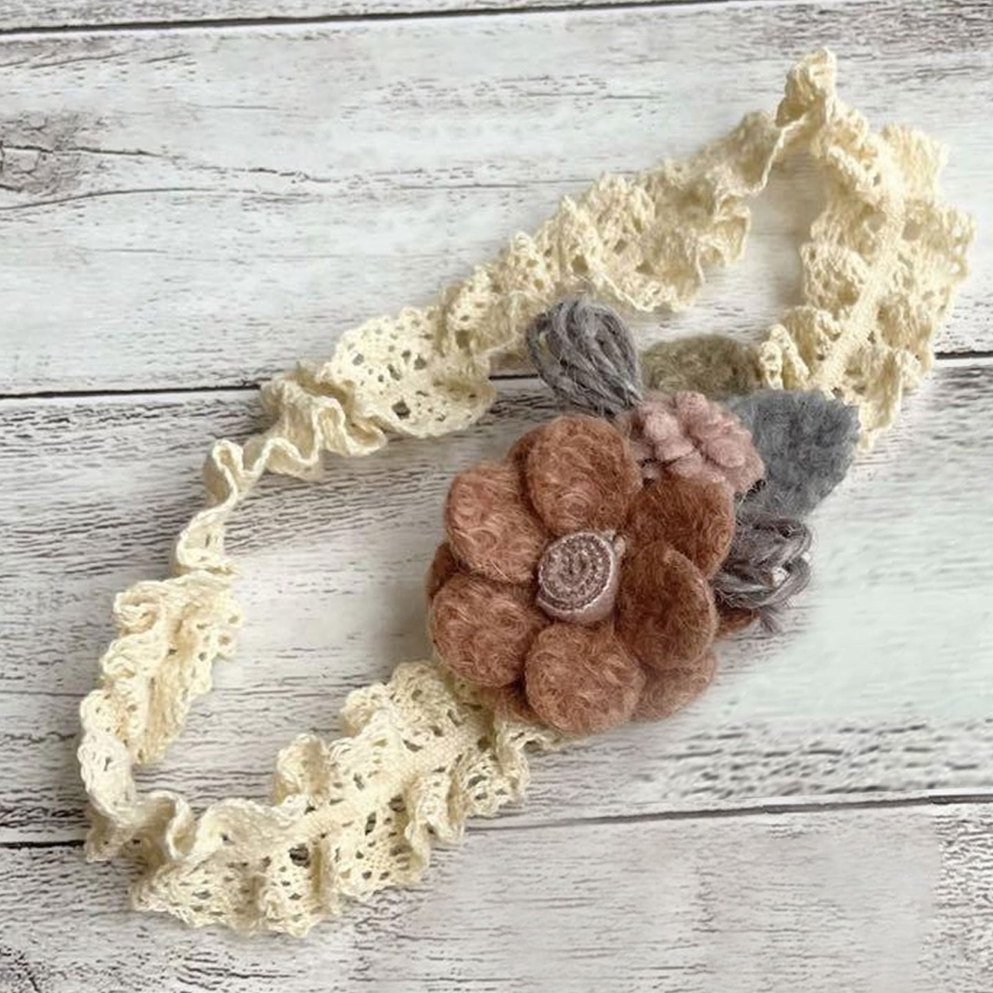 Bandeau pour Princesses en Dentelle - Collection Nellie