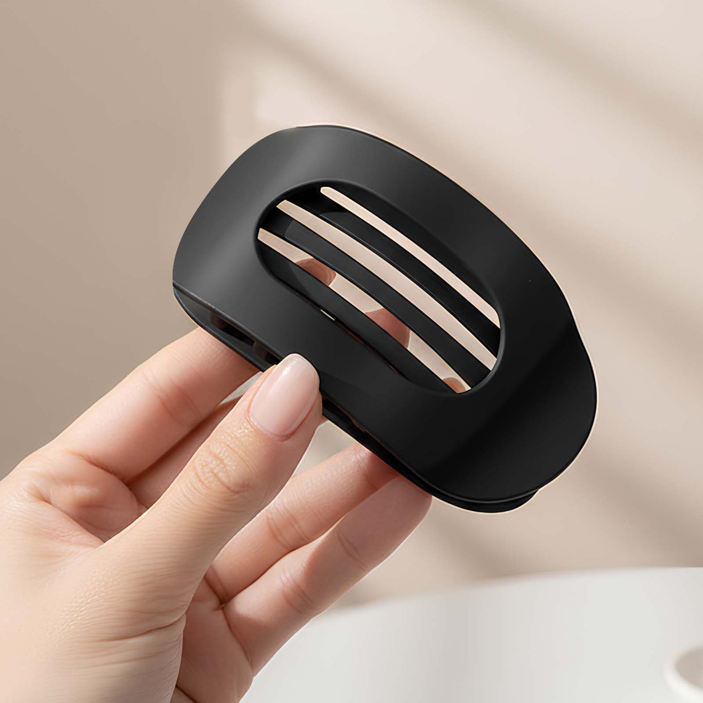 Pince Cheveux Plate Forme Galet Noire