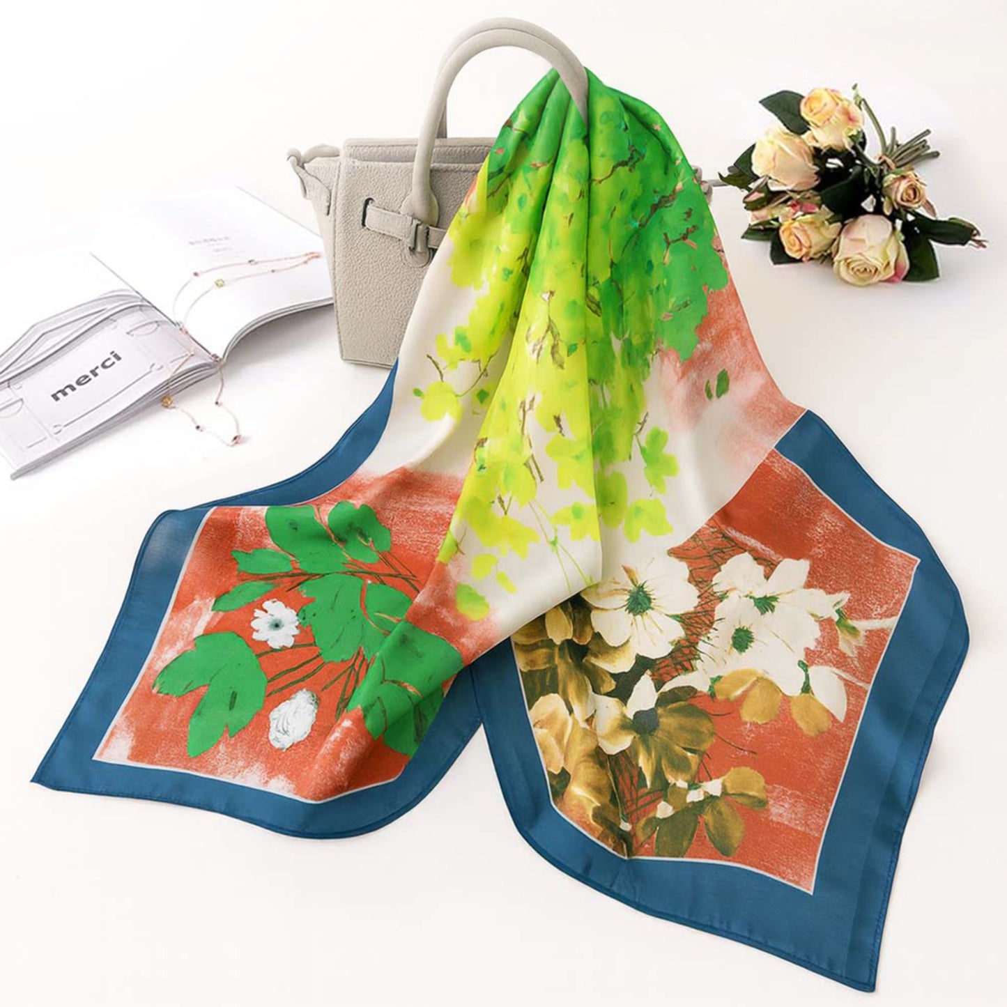 Foulard carré toucher soie floral Splendeur d'Anémone 70x70cm