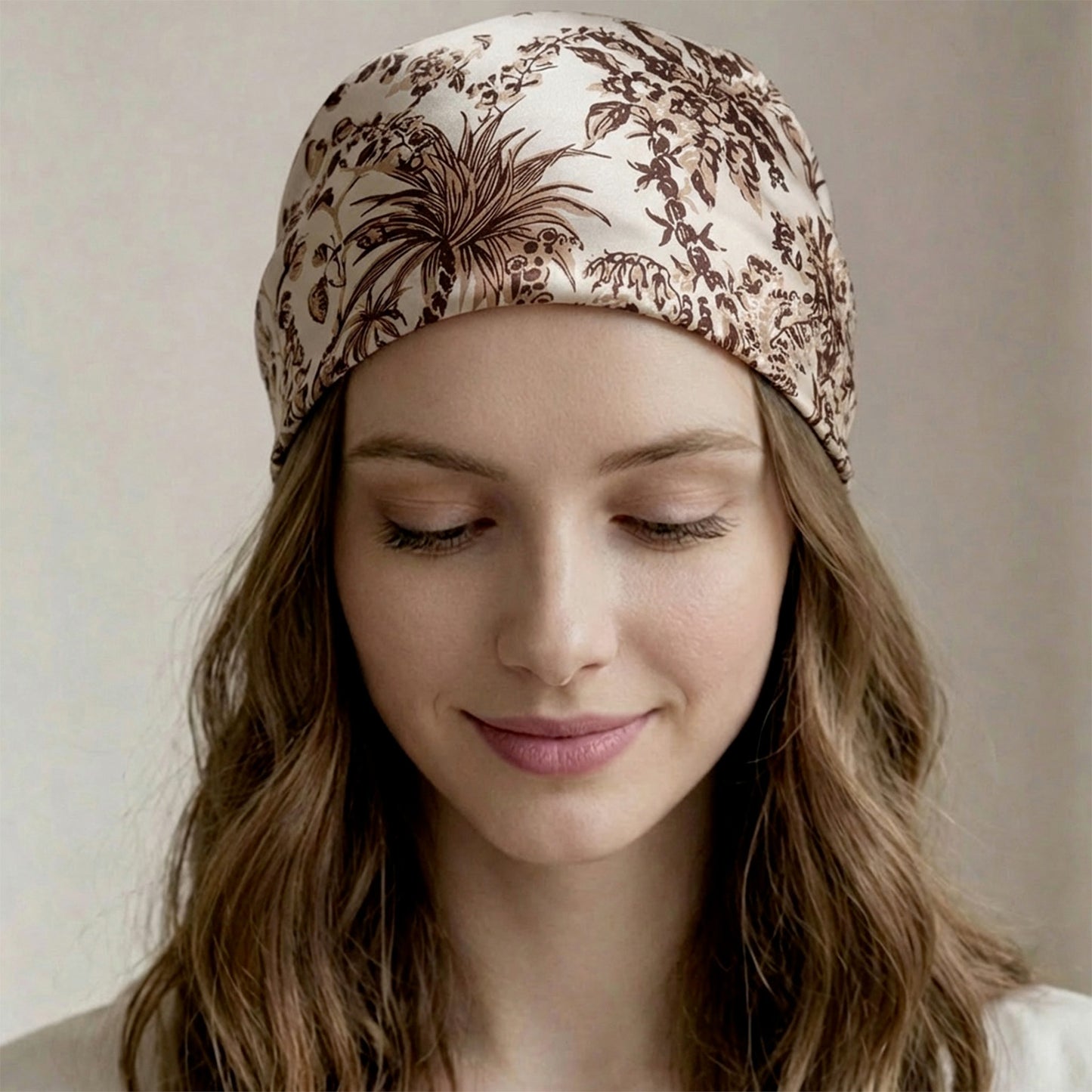 Foulard carré toucher soie Toile de Jouy Floralis Sépia - 70 x 70 cm