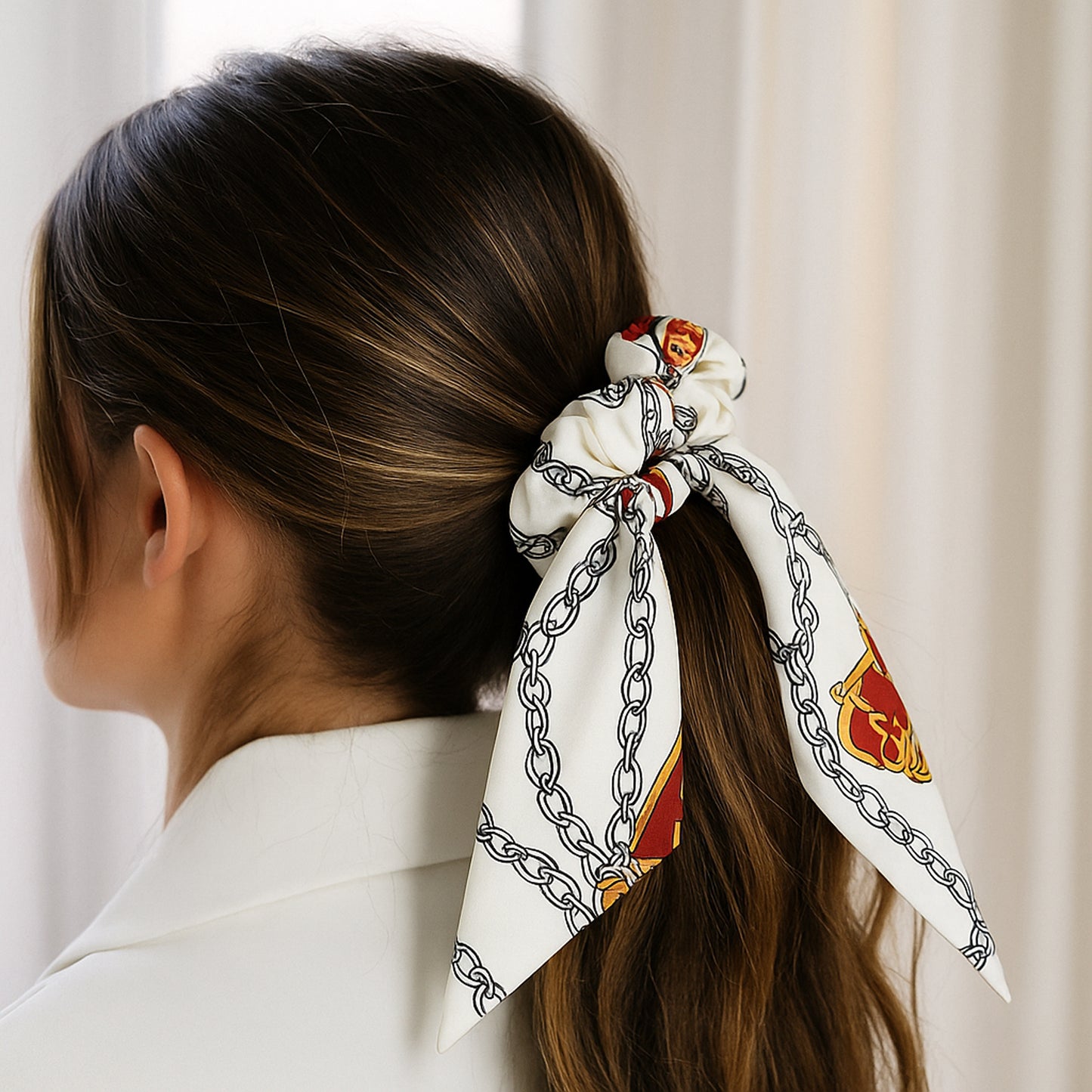 Chouchou Foulard Meredith Imprimé Équestre Blanc