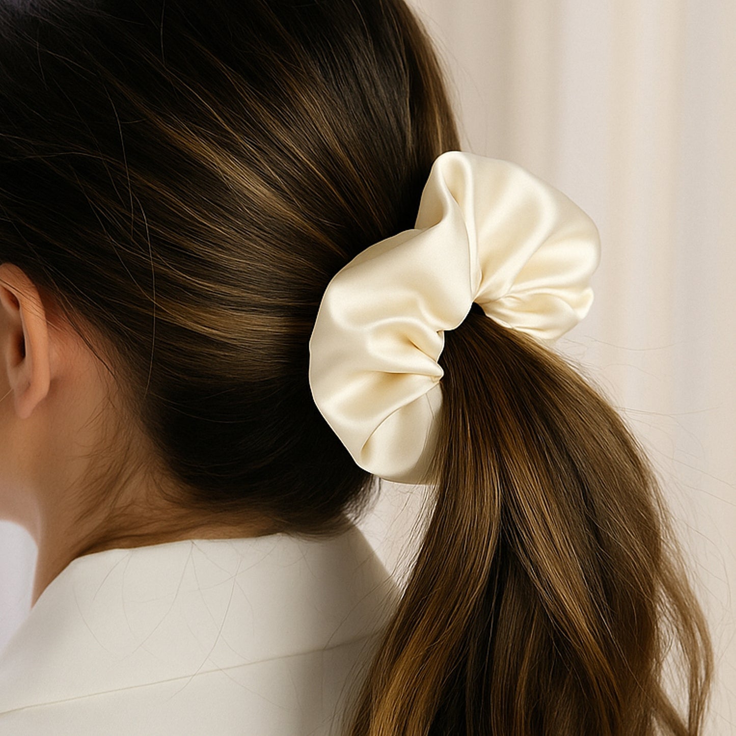 Chouchou en Soie Élégance Ivoire