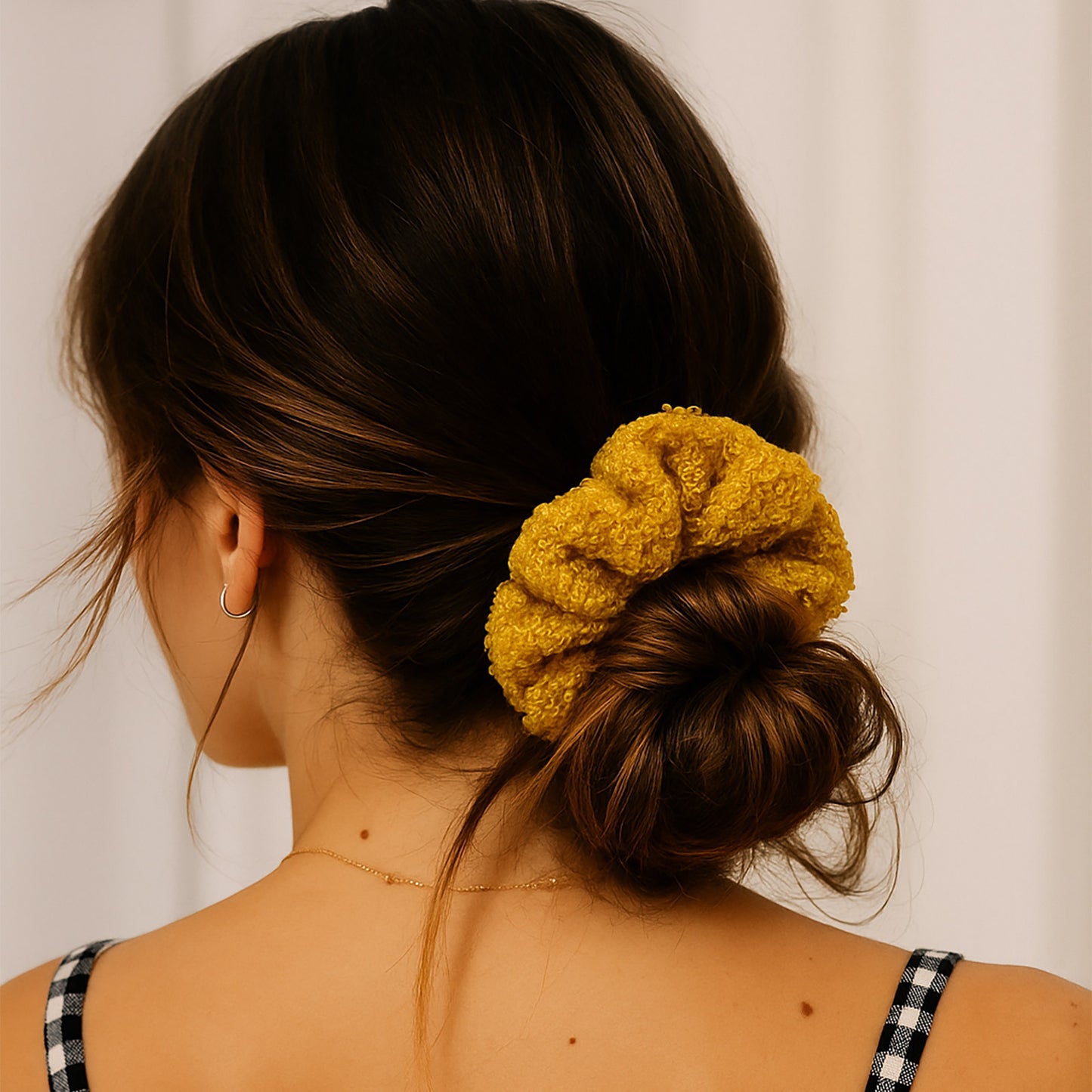 Chouchou Classique en Chenille Douce Maya Jaune
