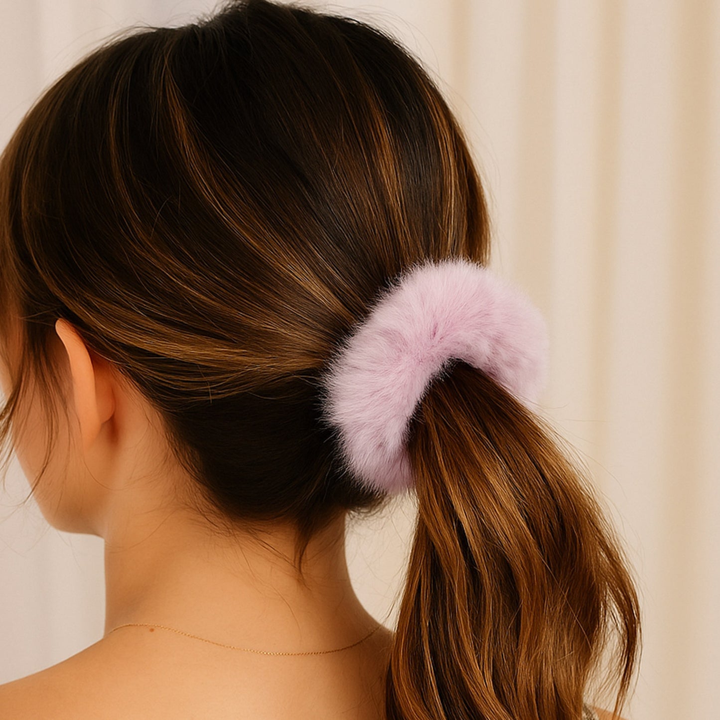 Chouchou en Fourrure Duveteuse Marcy Violet