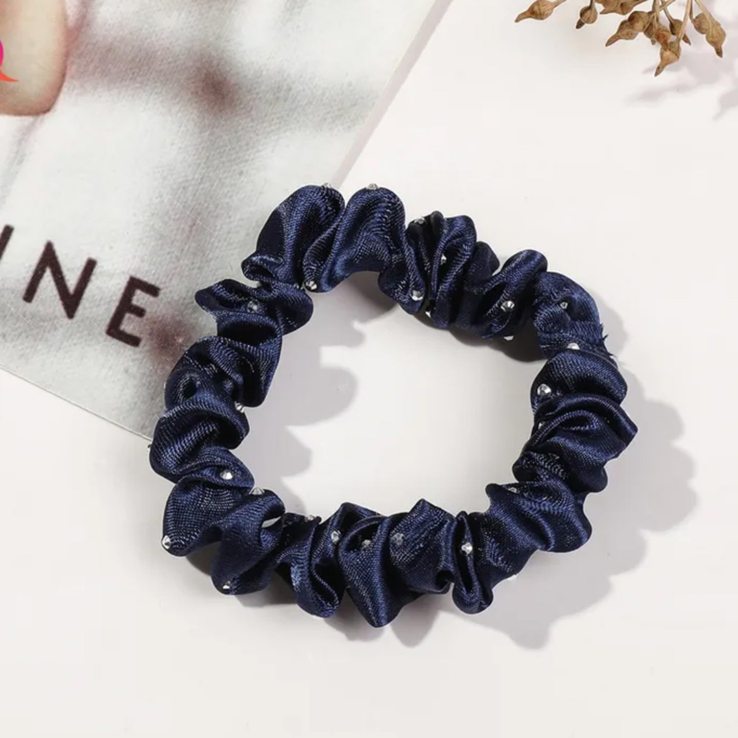 Chouchou en Satin Plissé Diamant Bleu Nuit - Collection Grace