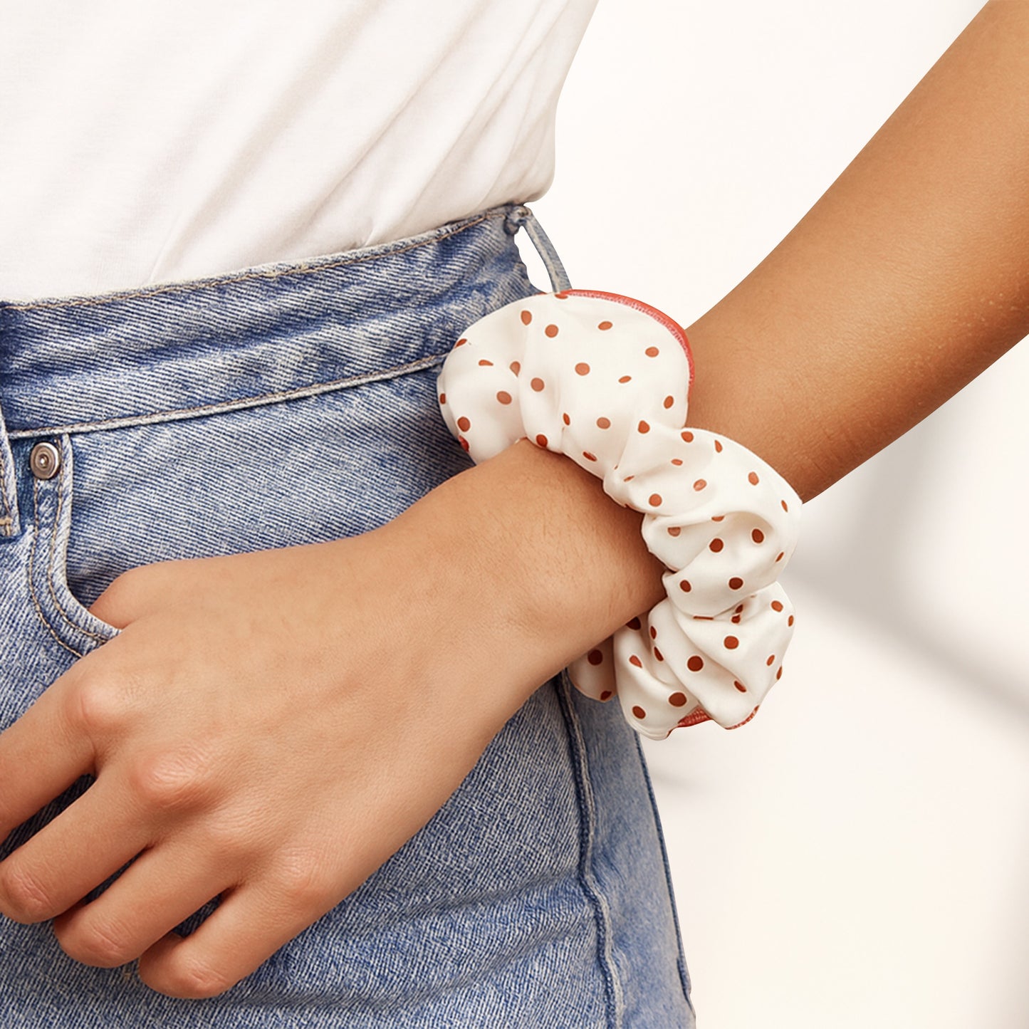 Chouchou Vintage Andrea à Pois Rouges