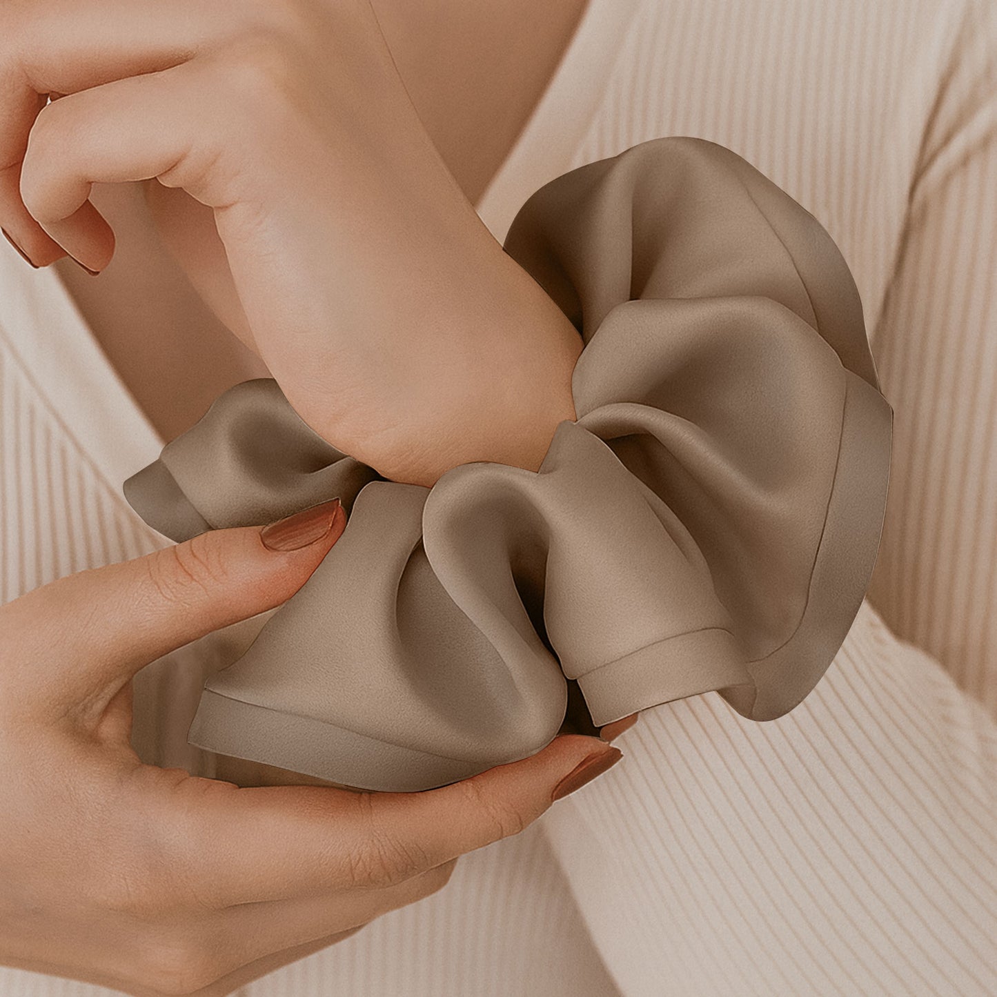 Chouchou XXL en Soie Raquel Taupe