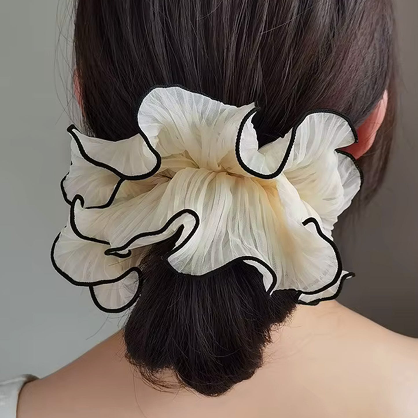 Chouchou Froufrou Blanc Liseré Noir