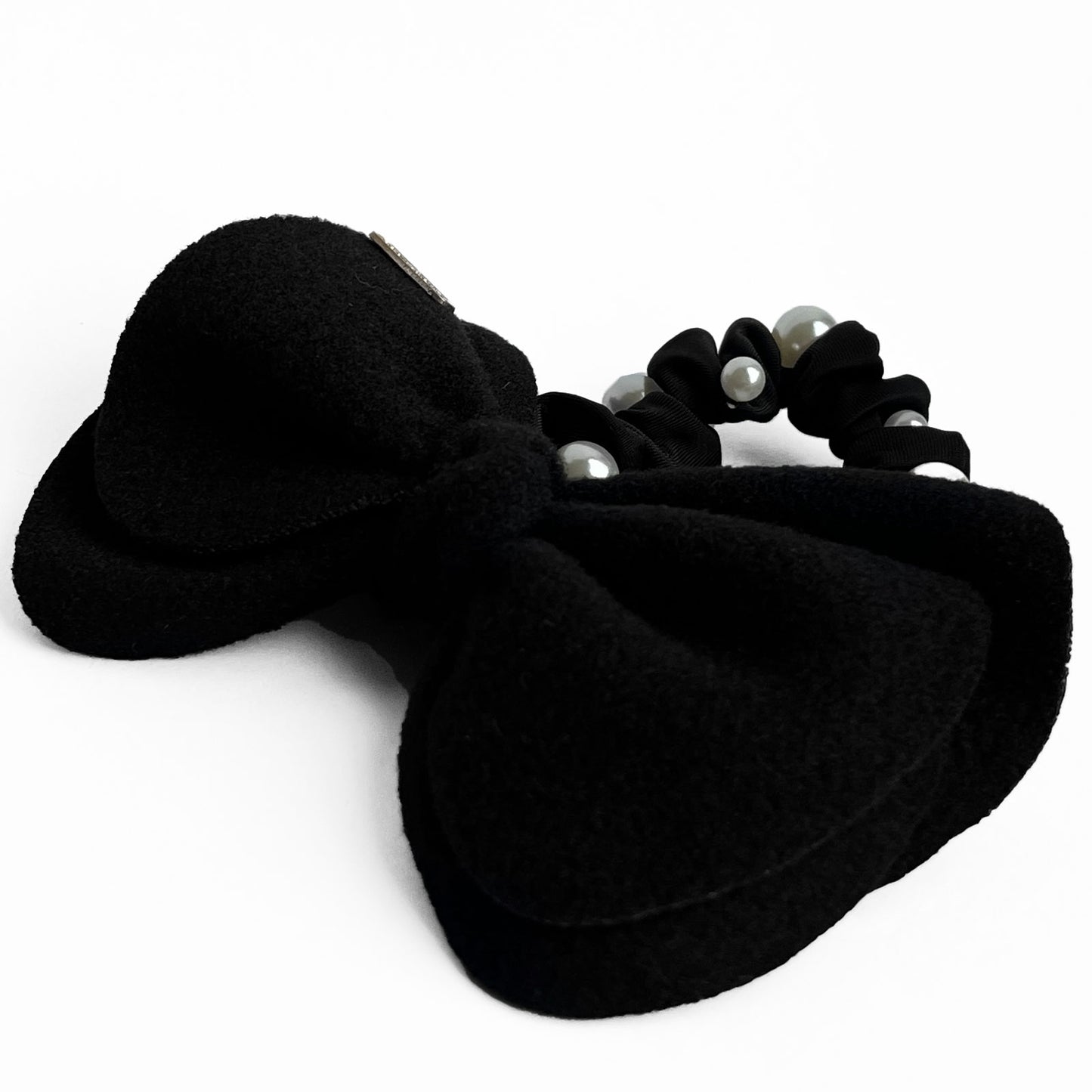 Chouchou en Satin à Nœud et Perles Carmeline Noir