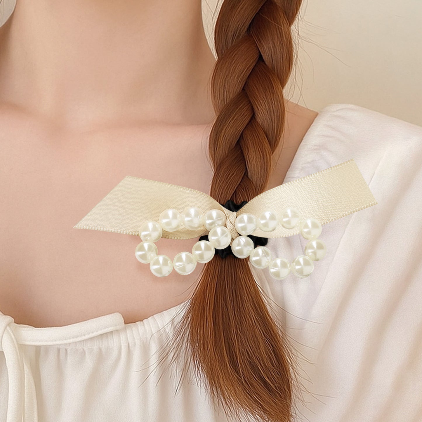 Élastique Vintage Blair à Nœud en Satin Perlé Beige