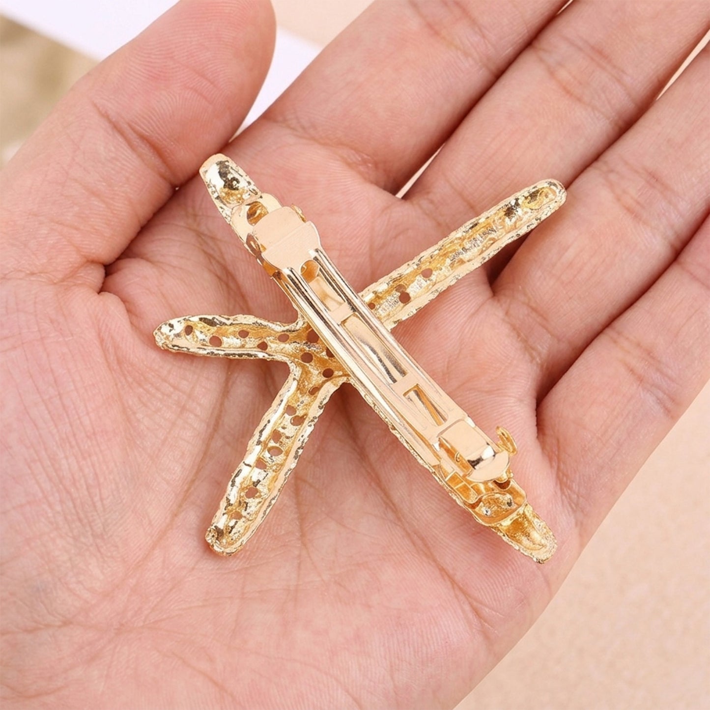 Barrette Texturée Shelly Étoile de Mer Doré