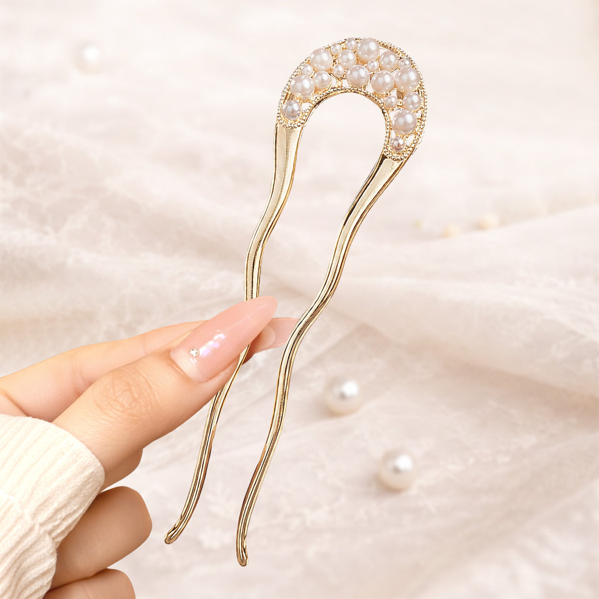 Épingle à Chignon Dorée Demi-Lune à Perles Délicates