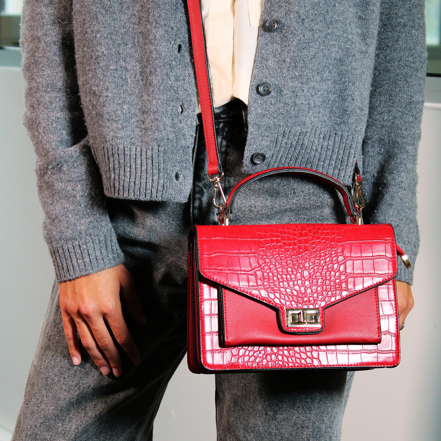 Sac Bandoulière en Similicuir Effet Croco L'Atelier Rouge