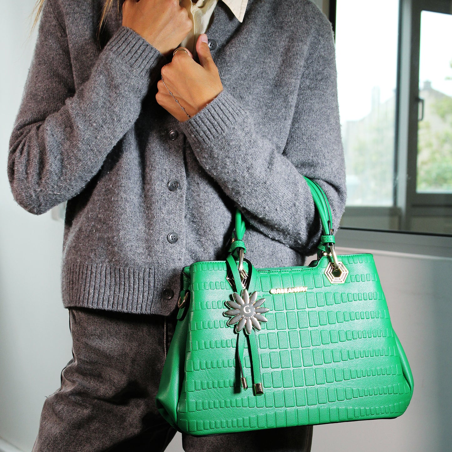 Sac Cabas à Texture Embossée et Marguerite La Majestueuse Vert