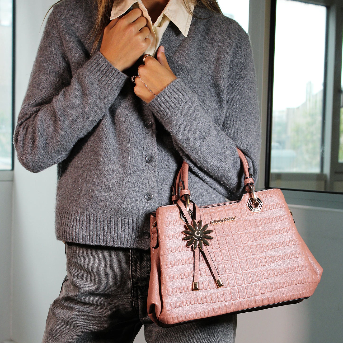 Sac Cabas à Texture Embossée et Marguerite La Majestueuse Rose