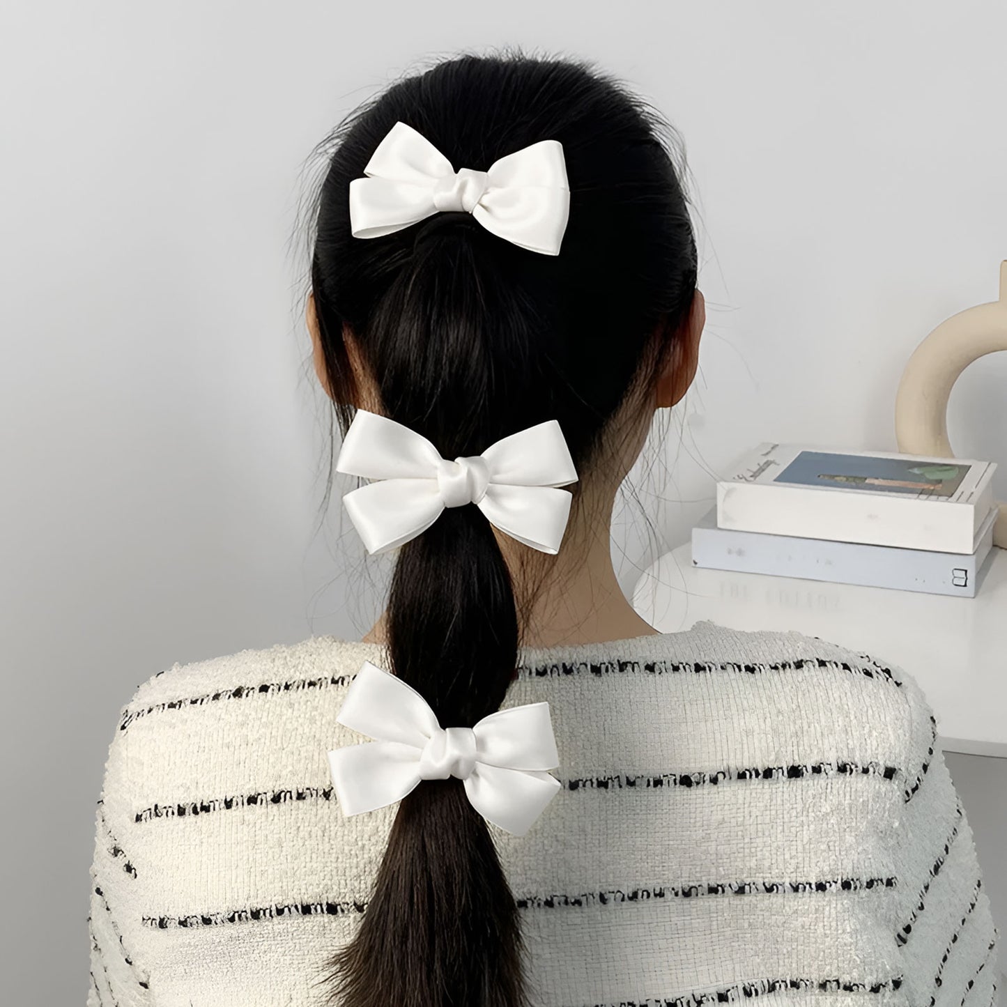 Lot de 3 Élastiques Casual pour Cheveux avec Nœud en Satin Délicat Blanc