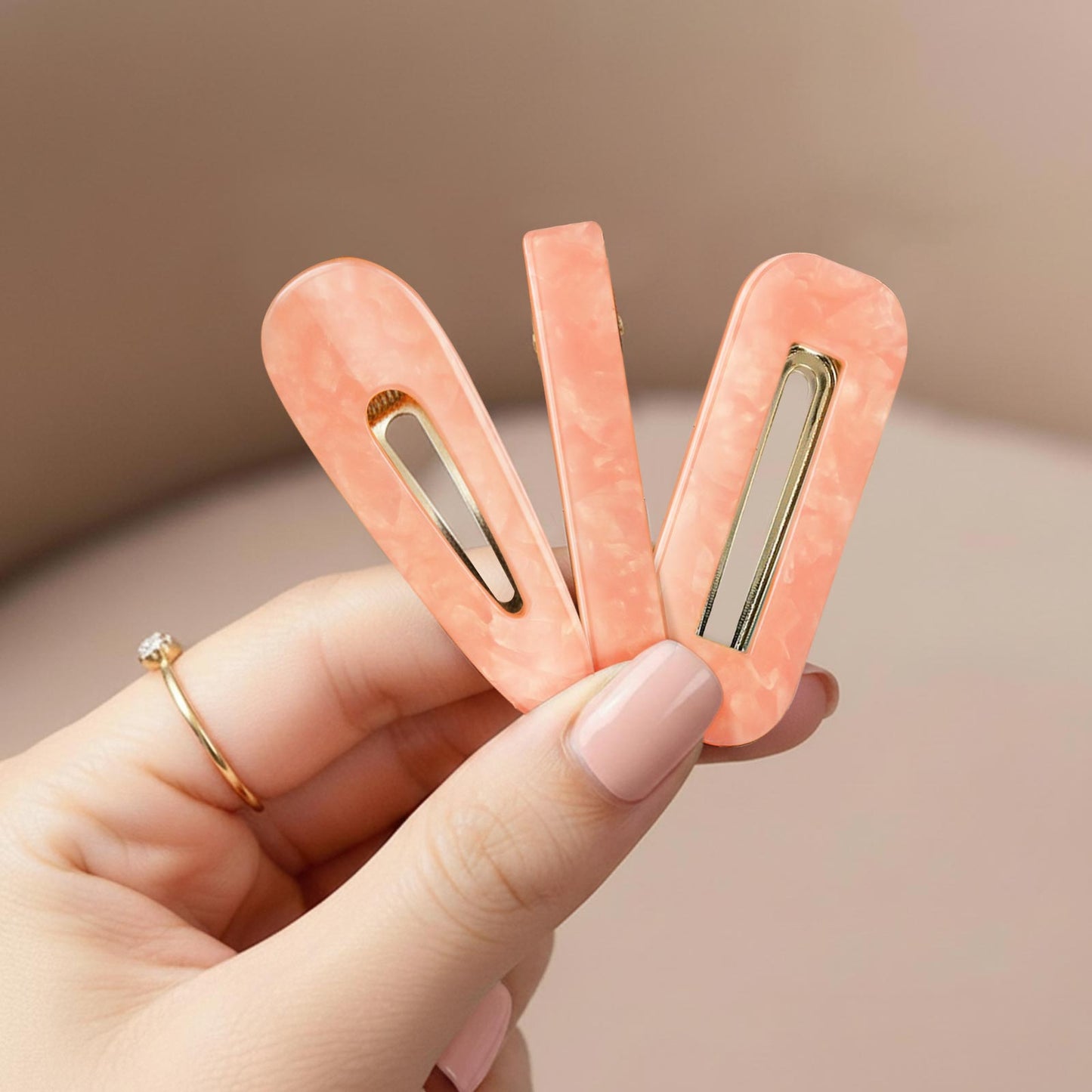 Lot de 3 Pinces Plates Corail en Résine Marbrée