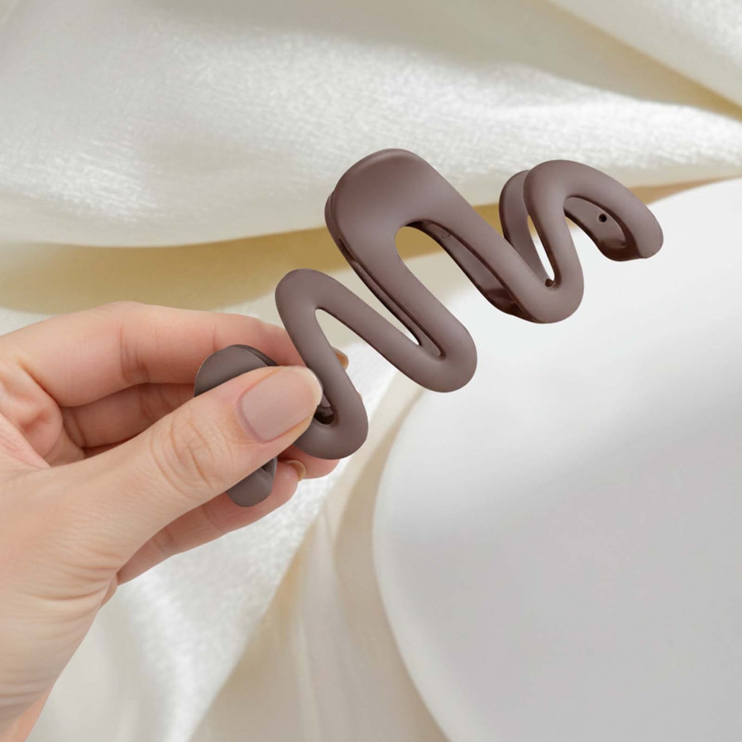 Pince Cheveux Zigzag Hallo Effet Mat Marron