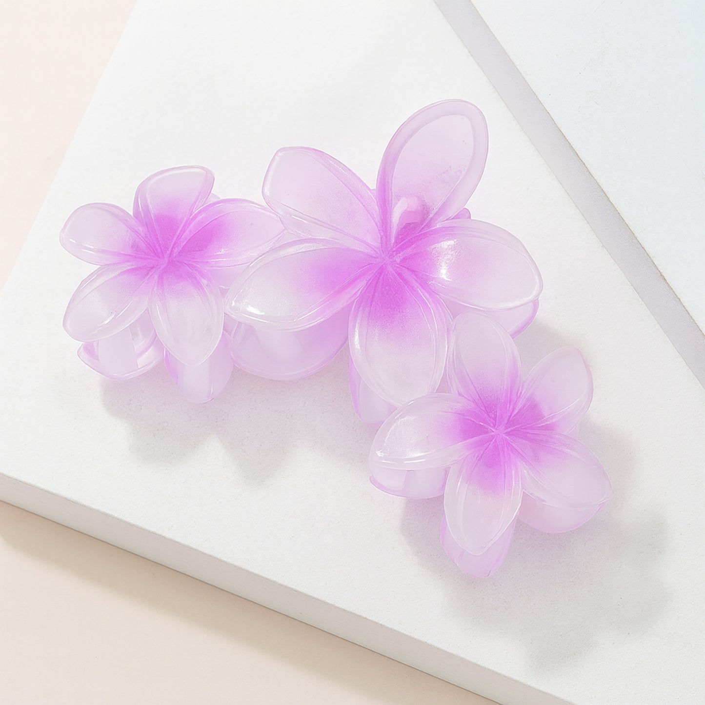 Pince Cheveux Perle de Plumeria Rose Lilas