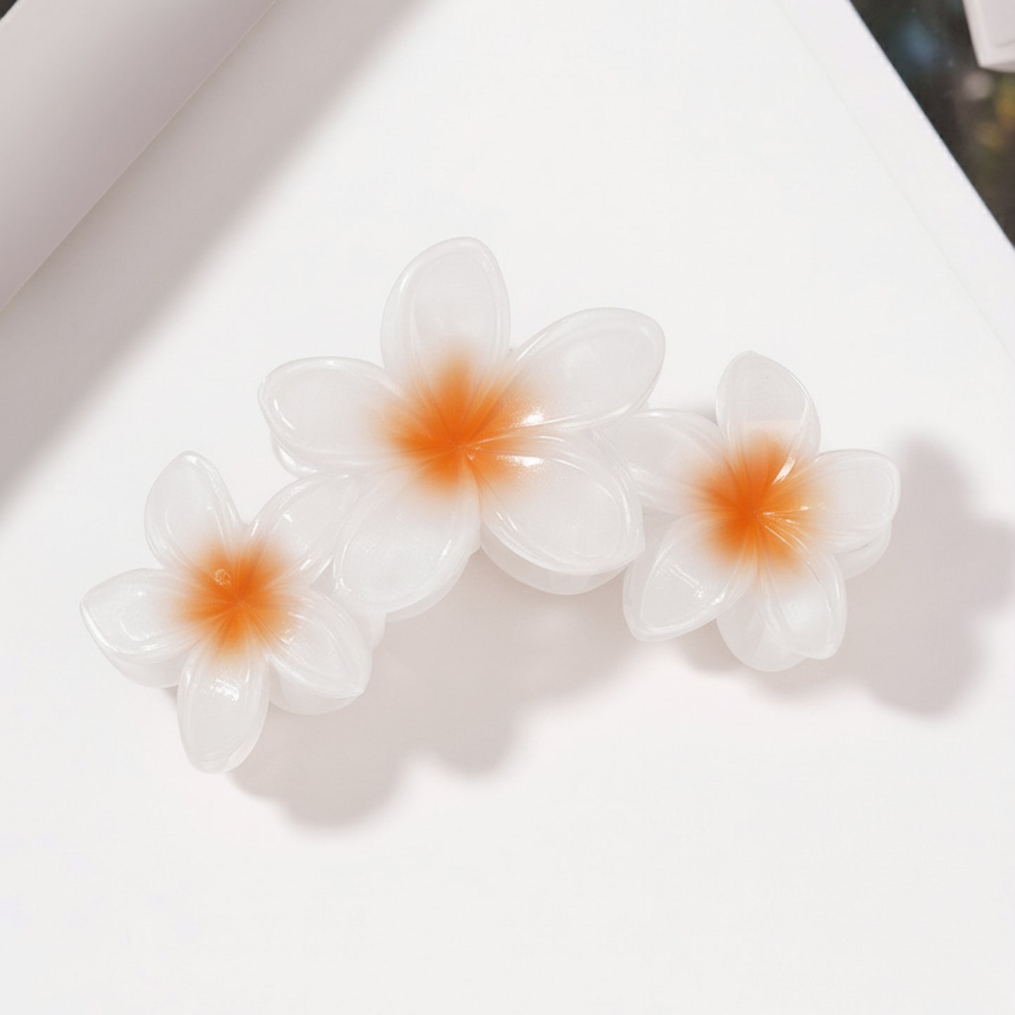 Pince Cheveux Perle de Plumeria Orange Foncé