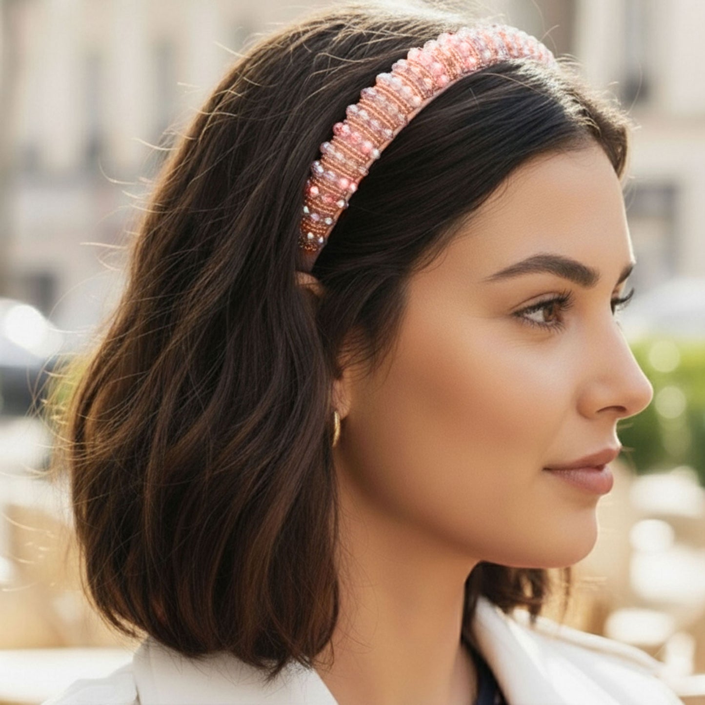 Serre-tête rose poudré élégant en cristaux décoratifs