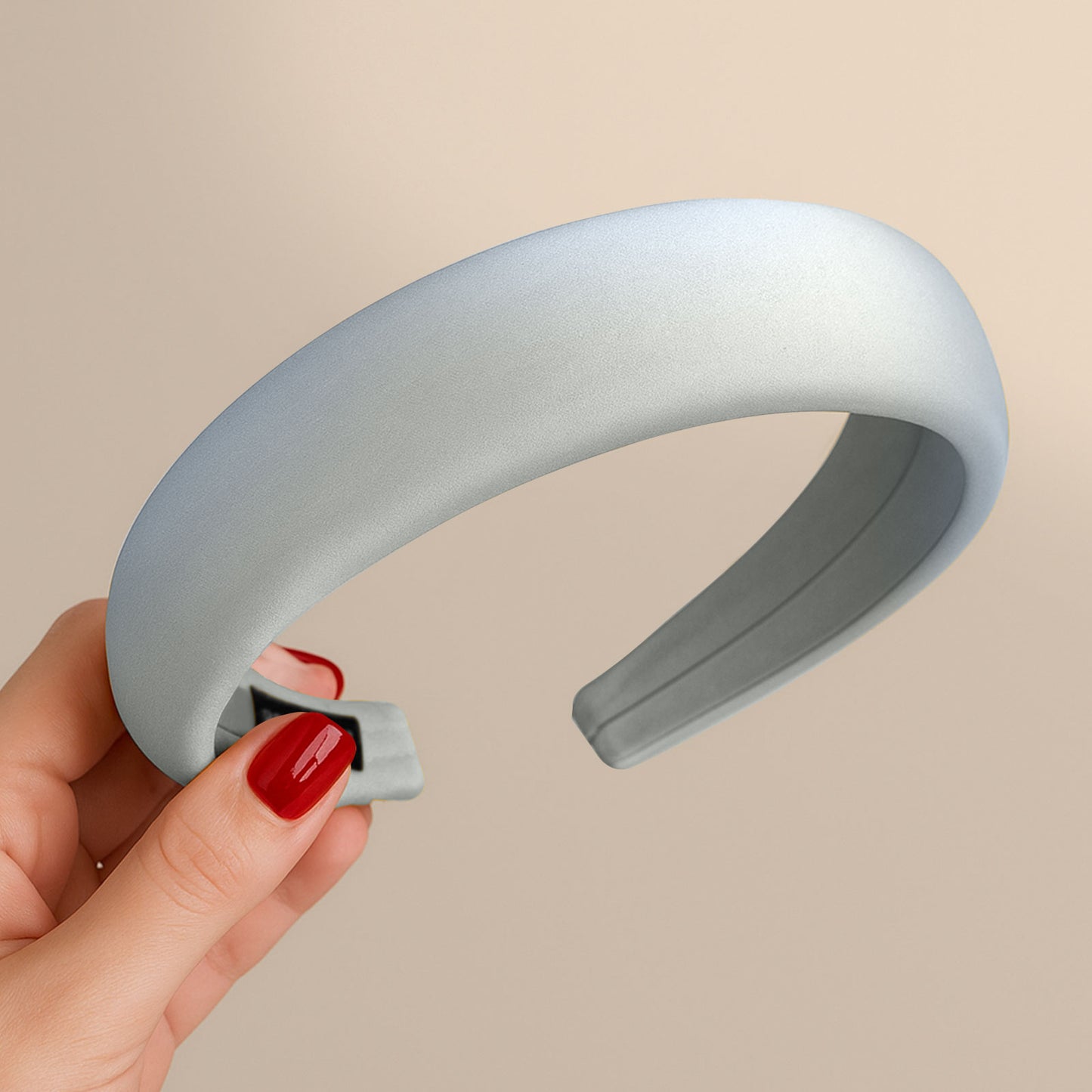 Serre-tête Large Laurel en Satin Coussiné Gris