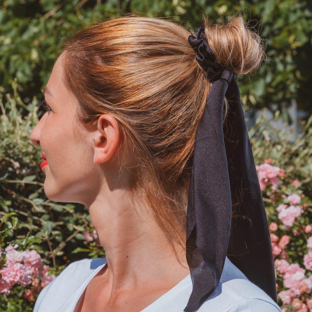 foulard noir femme
