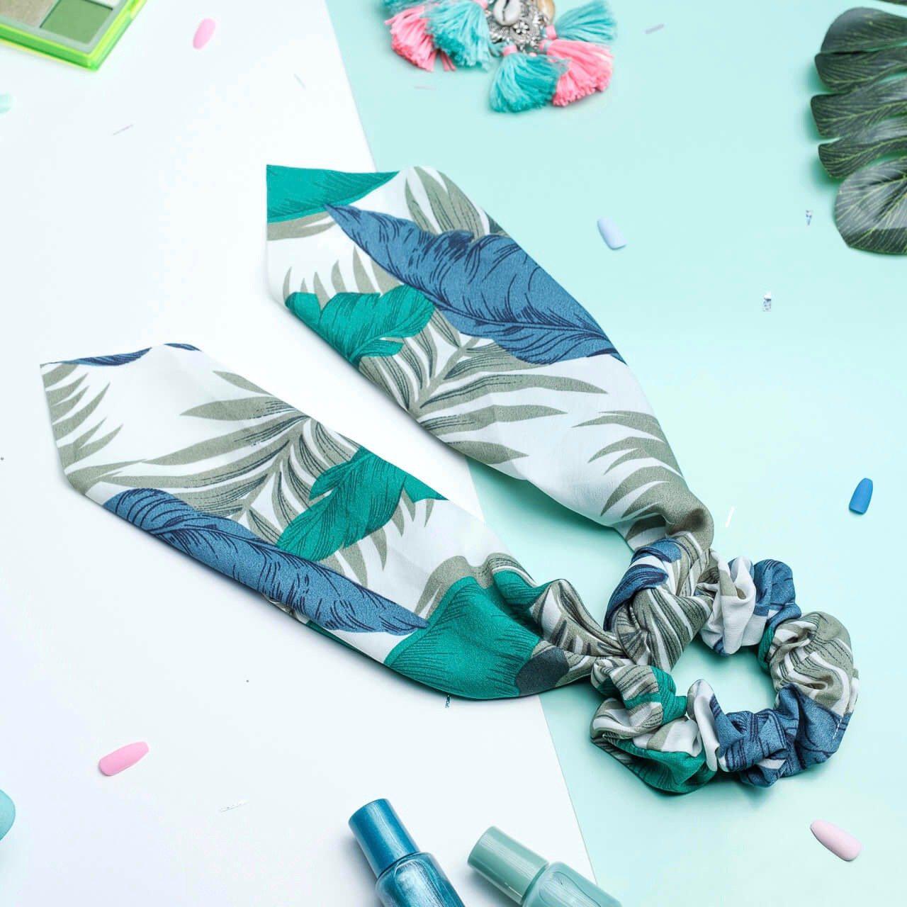 chouchou foulard vert fleurs