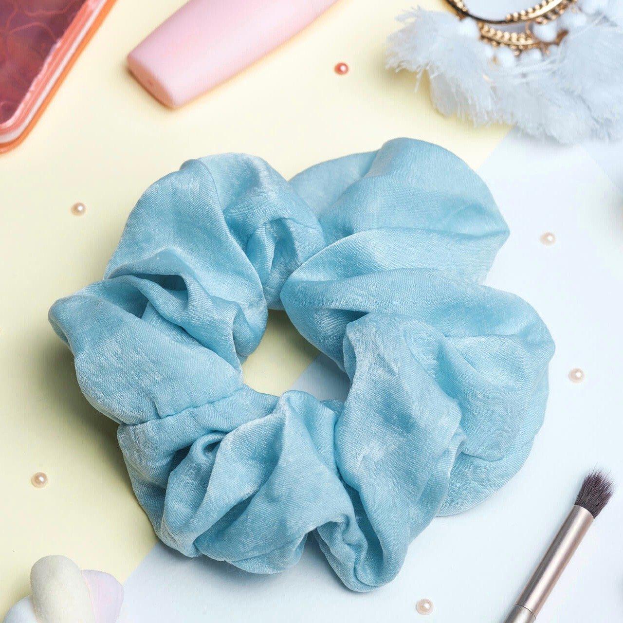 chouchou satin bleu ciel