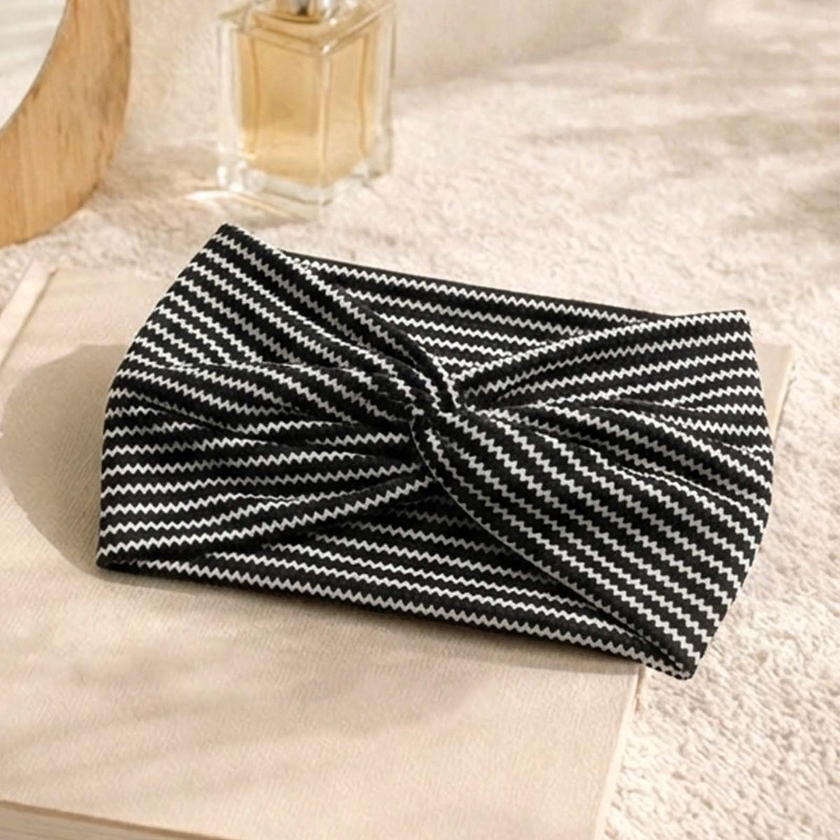 Bandeau Croisé Imprimé Chevron Graphique Aubree