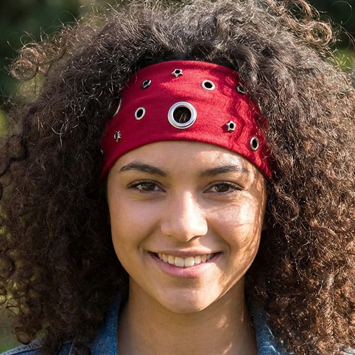 Bandeau Large à Œillets Métalliques Style Punk Rouge