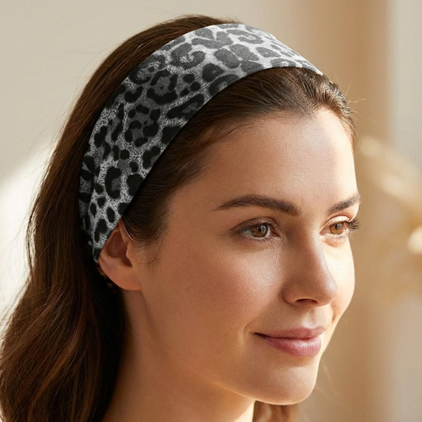 Bandeau Large Imprimé Léopard Glossy Gris