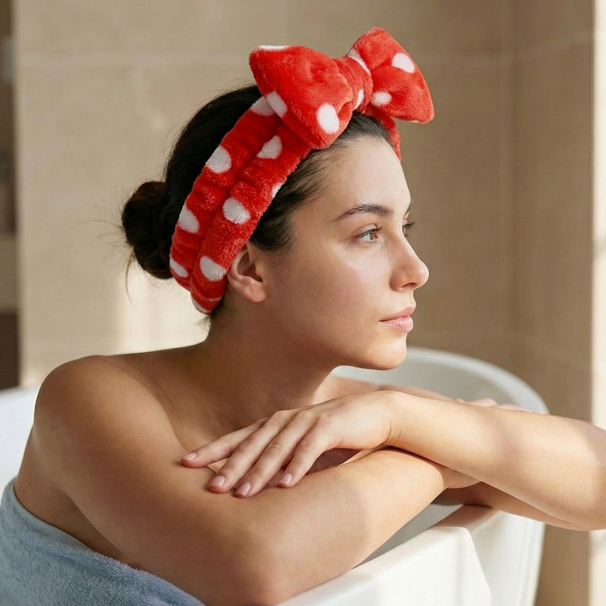 Bandeau Spa Willow à Pois en Polaire Rouge