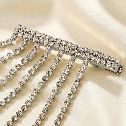 Bijou de Tête Argenté Cascade de Strass Multi-Chaînes avec Cristaux Scintillants