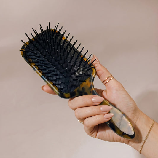 Brosse à Cheveux Chic & Démêlante Écaille