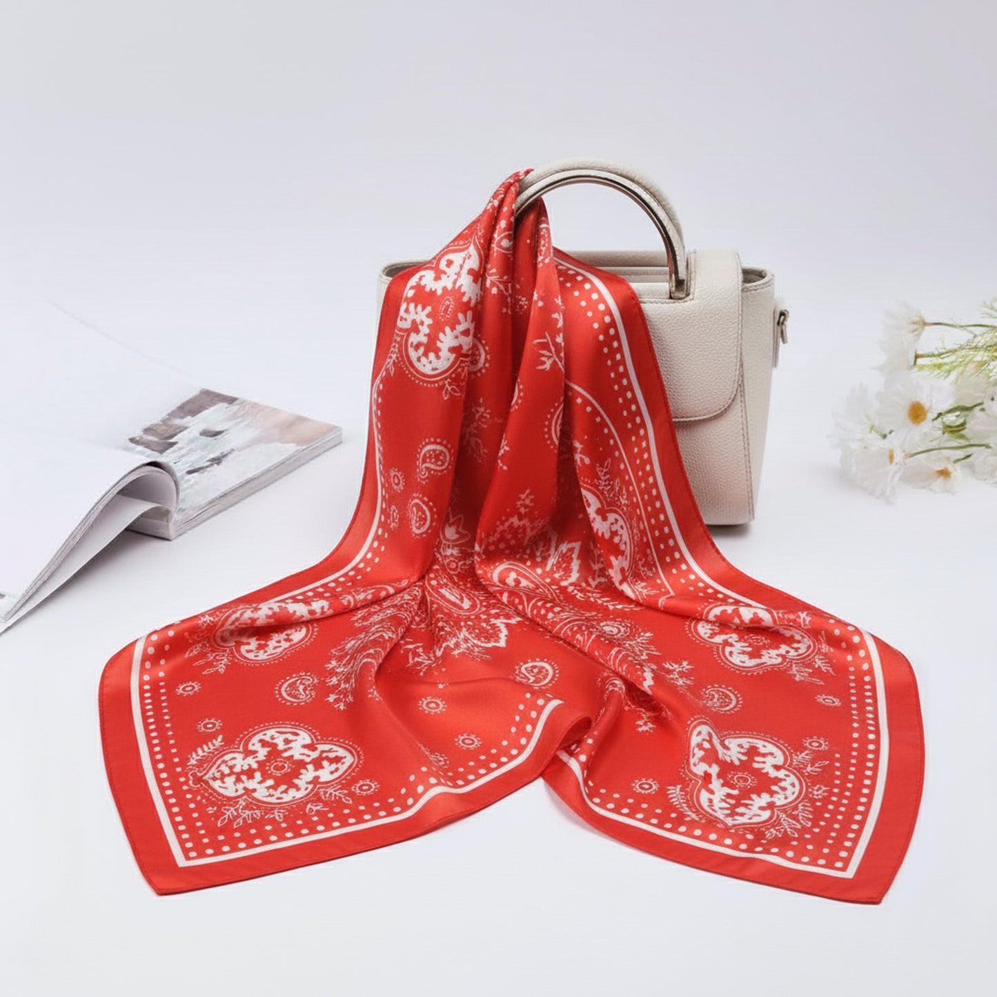 Foulard Bandana soie Crimson Vibes 70x70cm