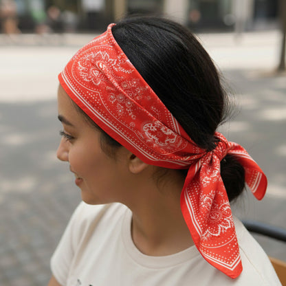 Foulard Bandana soie Crimson Vibes 70x70cm