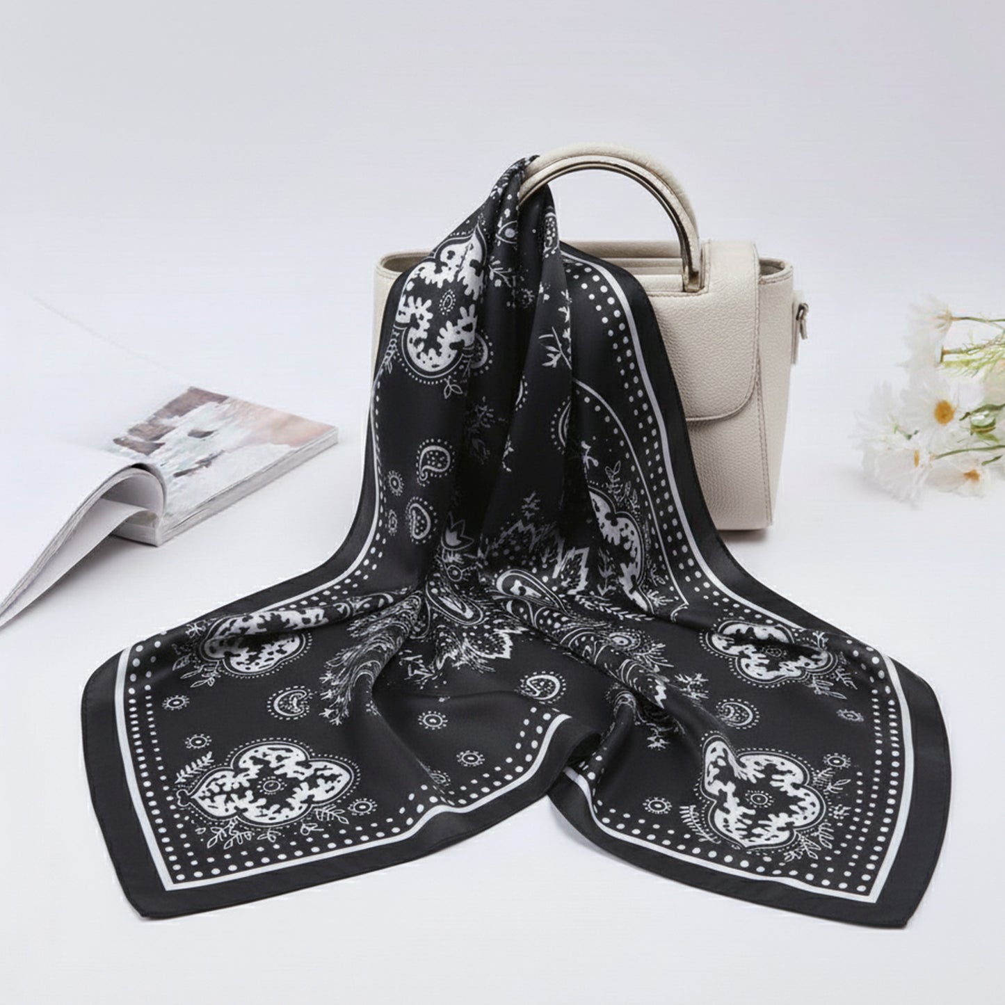 Foulard Bandana soie Urban Night 70x70cm