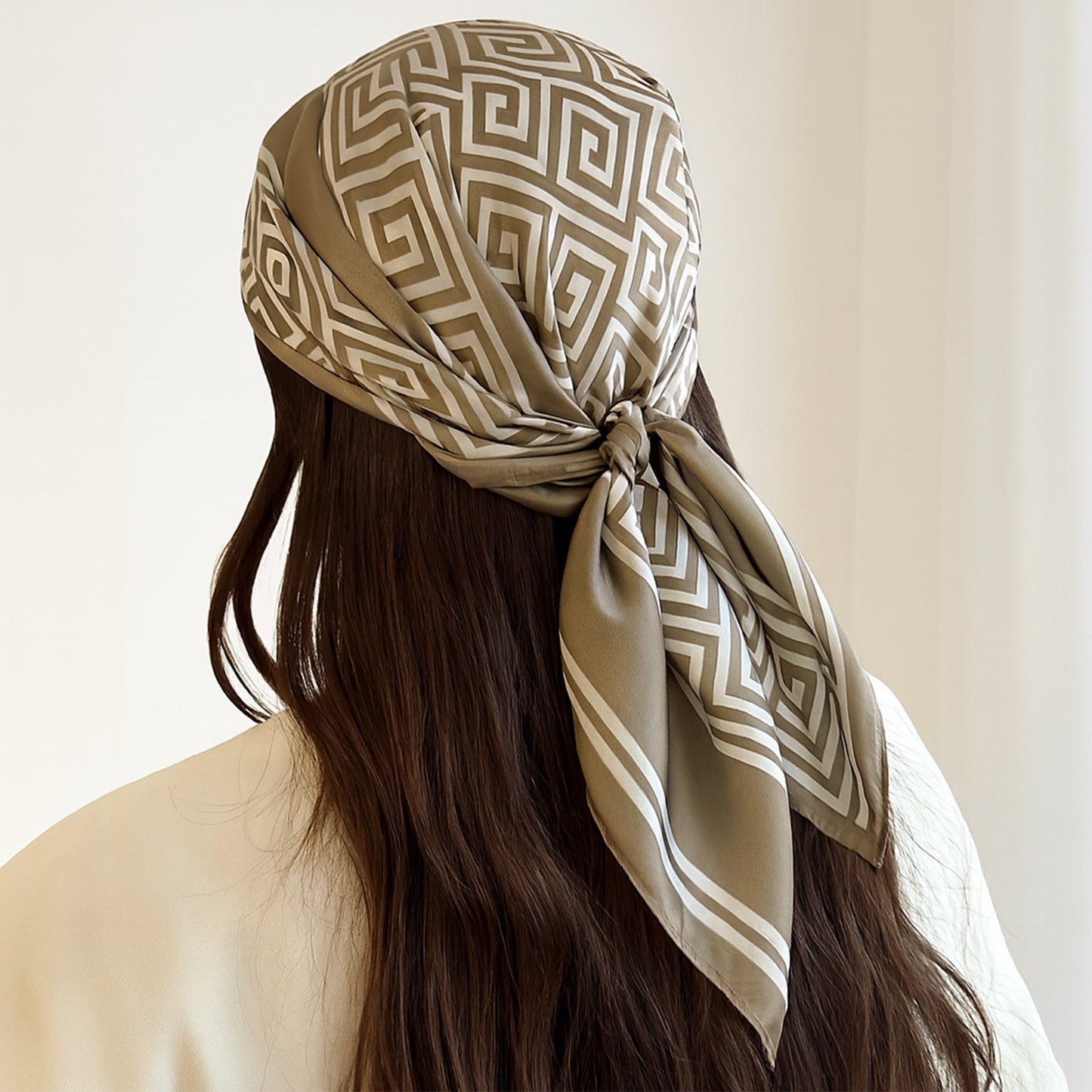 Foulard carré toucher soie Mocha Santorini 70x70cm