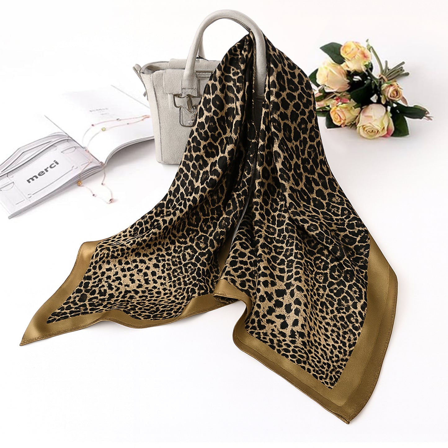 Foulard carré toucher soie Pantera Terra 70x70cm