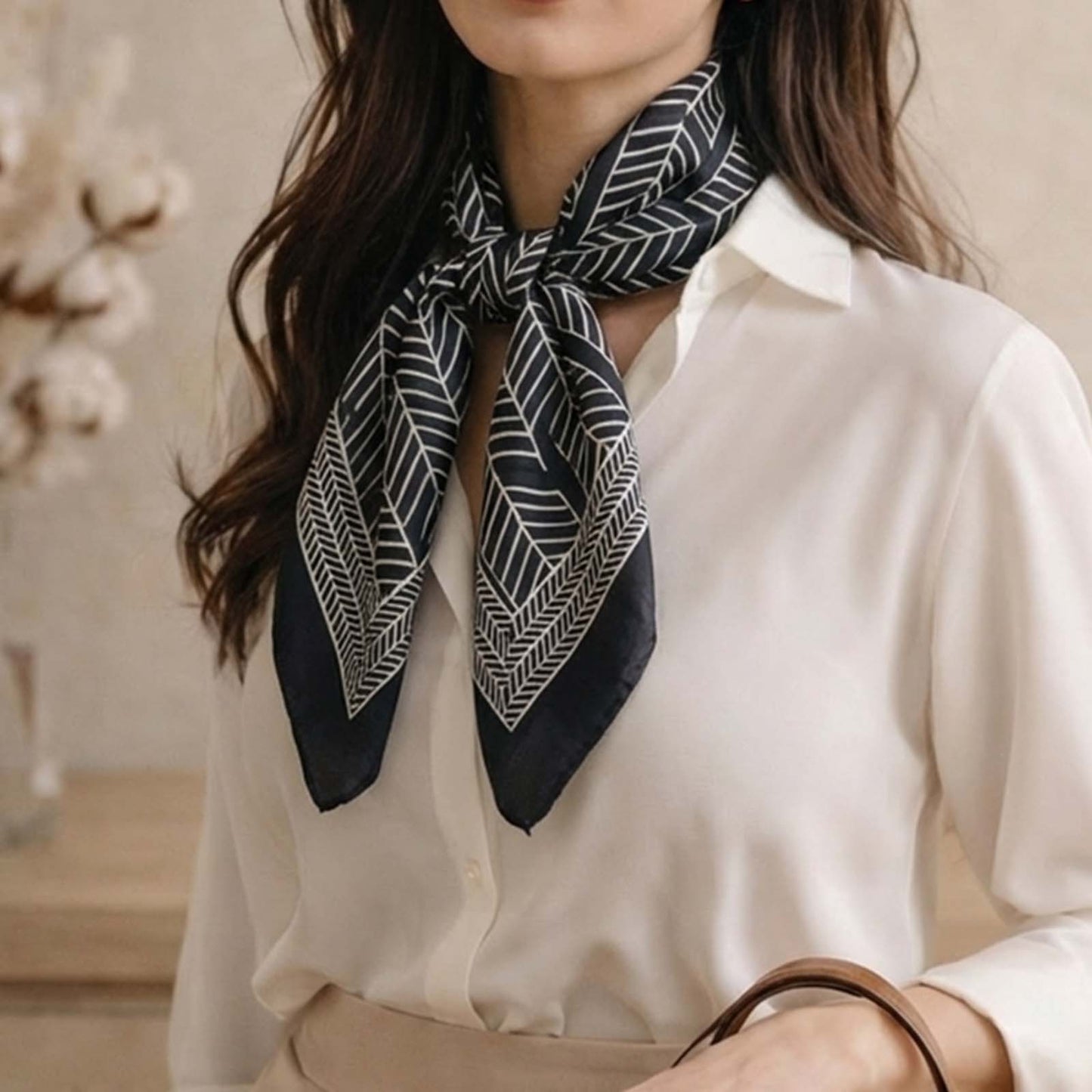 Foulard carré toucher soie Nero Graphika - 70 x 70 cm