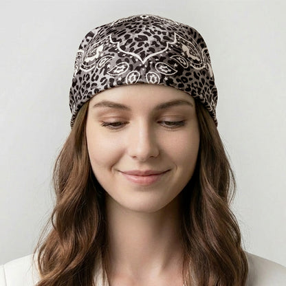 Foulard carré toucher soie Paisley Léopard Monochrome 70 x 70 cm