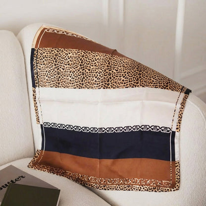 Foulard carré toucher soie Sienna Althéa 70 x 70 cm