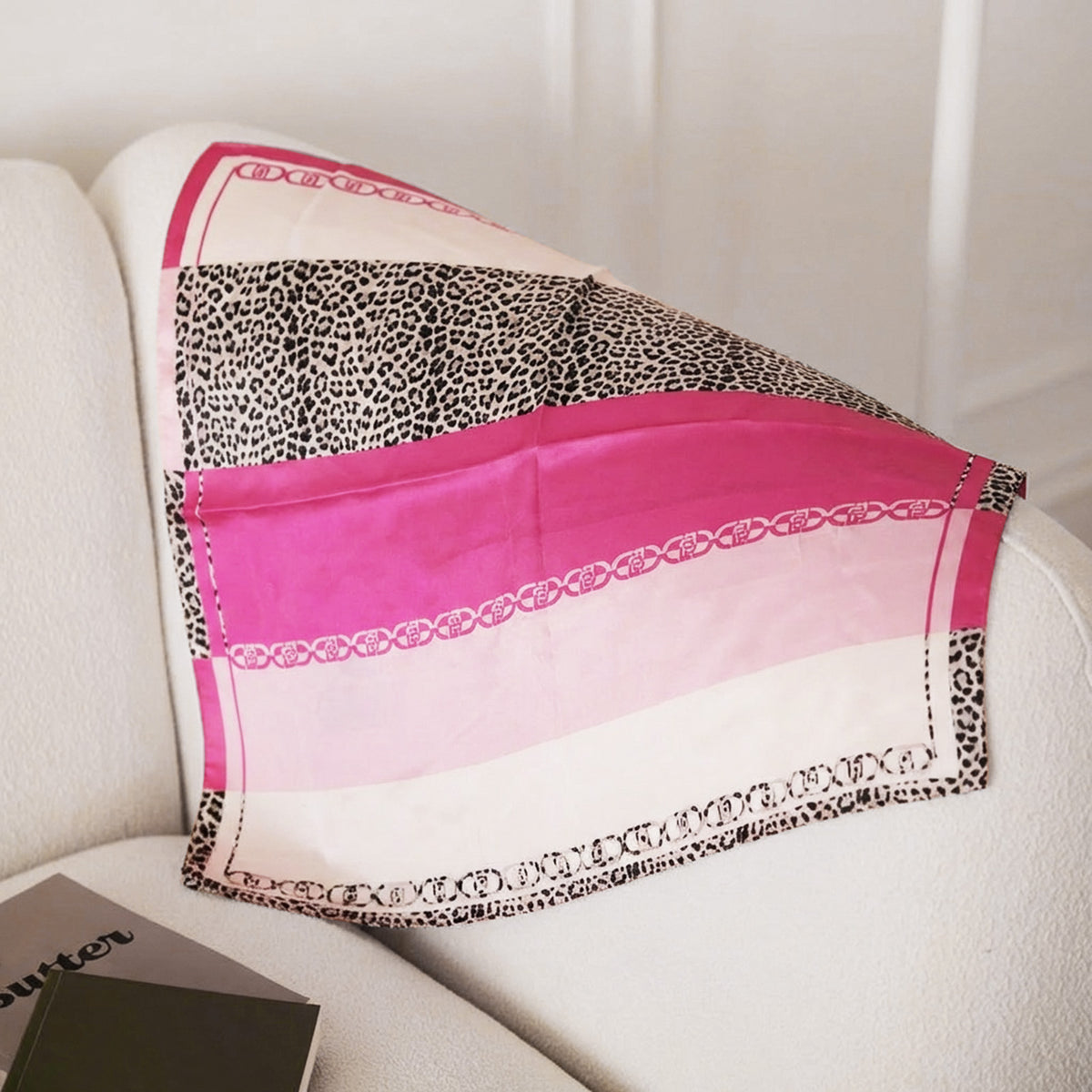 Foulard carré toucher soie Éclats Sauvages 70 x 70 cm