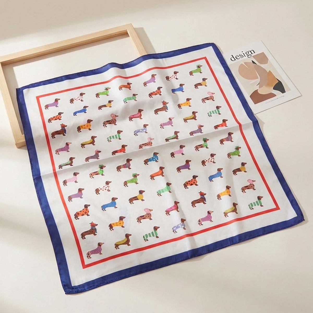 Foulard carré toucher soie Compagnons Raffinés 70x70cm