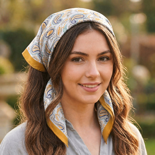 Foulard carré toucher soie Esprit Cachemire 70x70cm
