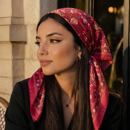 Foulard carré toucher soie Bloom Passion 70x70cm