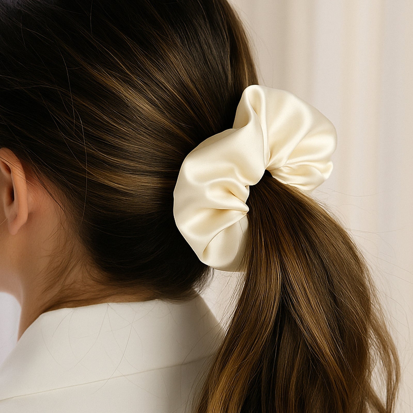 Chouchou en Soie Beige