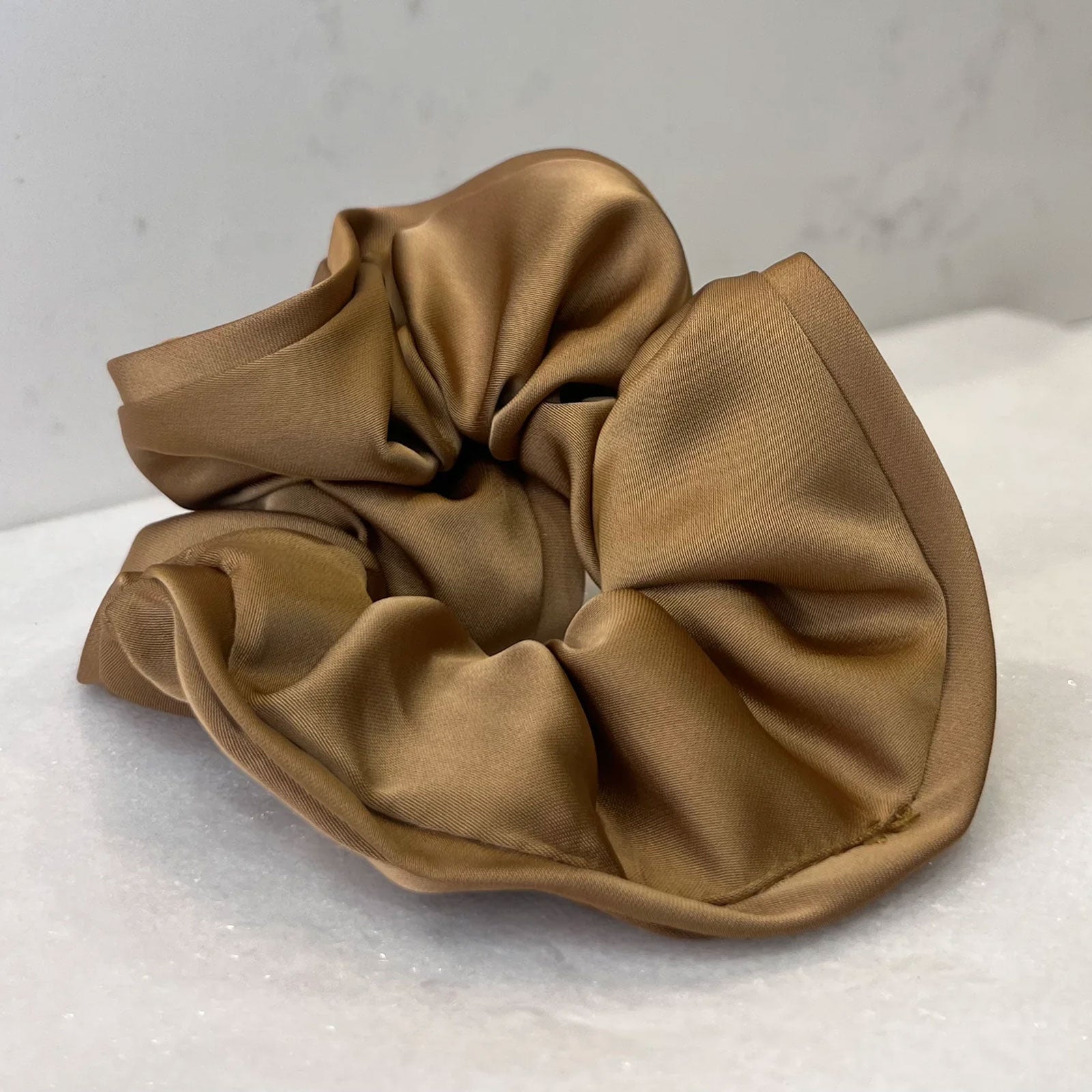Chouchou en Soie Marron Doré - Collection Elégance