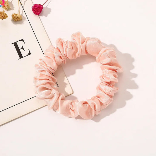 Chouchou en Satin Plissé Diamant Rose Nude - Collection Grace